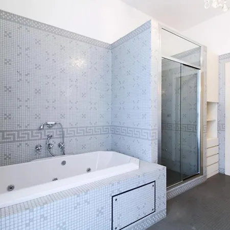 Sleeps 10 Pool Air Con Wifi Villa *