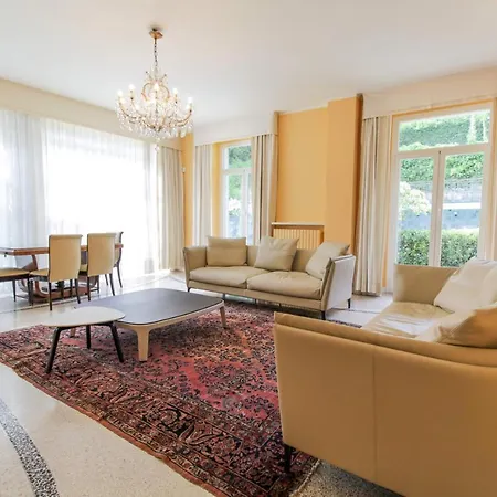 Sleeps 10 Pool Air Con Wifi Villa Stresa